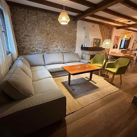 Casa De Piedra Reformada, Playa Poo, Llanes Prázdninový dům *