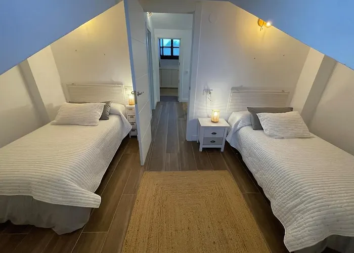 Сasa de vacaciones Casa De Piedra Reformada, Playa Poo, Llanes *